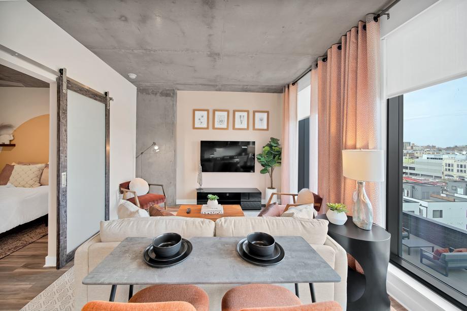 Citizen furnished models